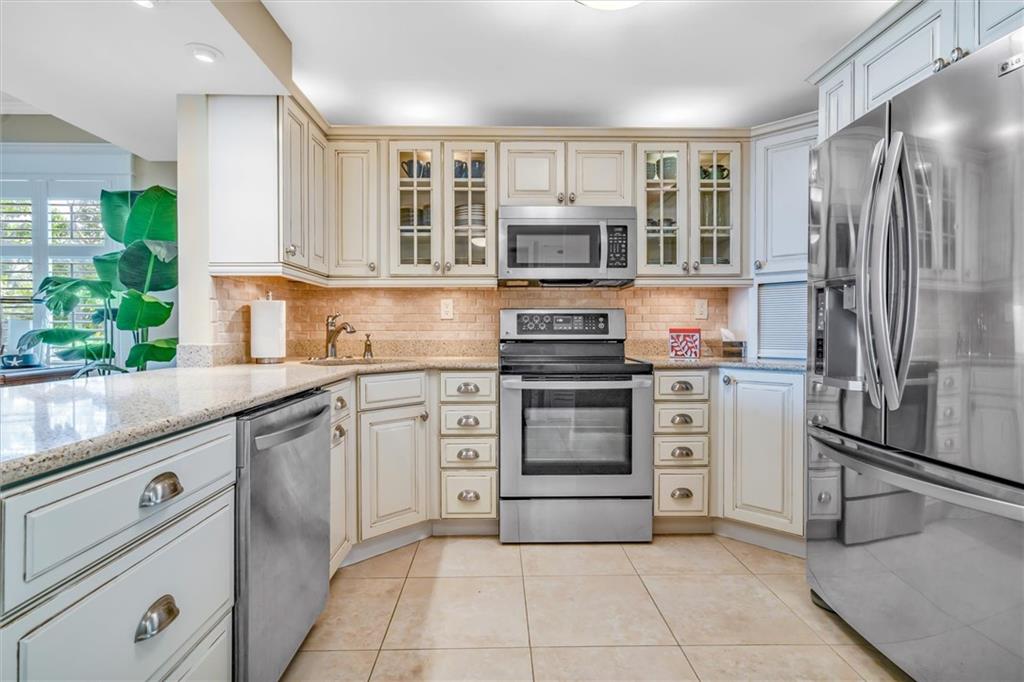 Rock Harbor Condominium - Residential