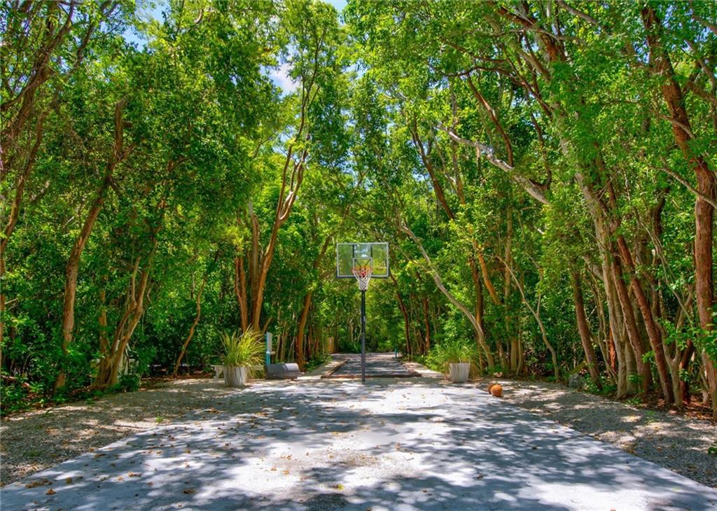 Rock Harbor Condominium - Residential