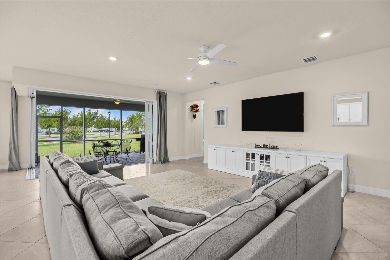 DEL WEBB AT TRADITION - Residential