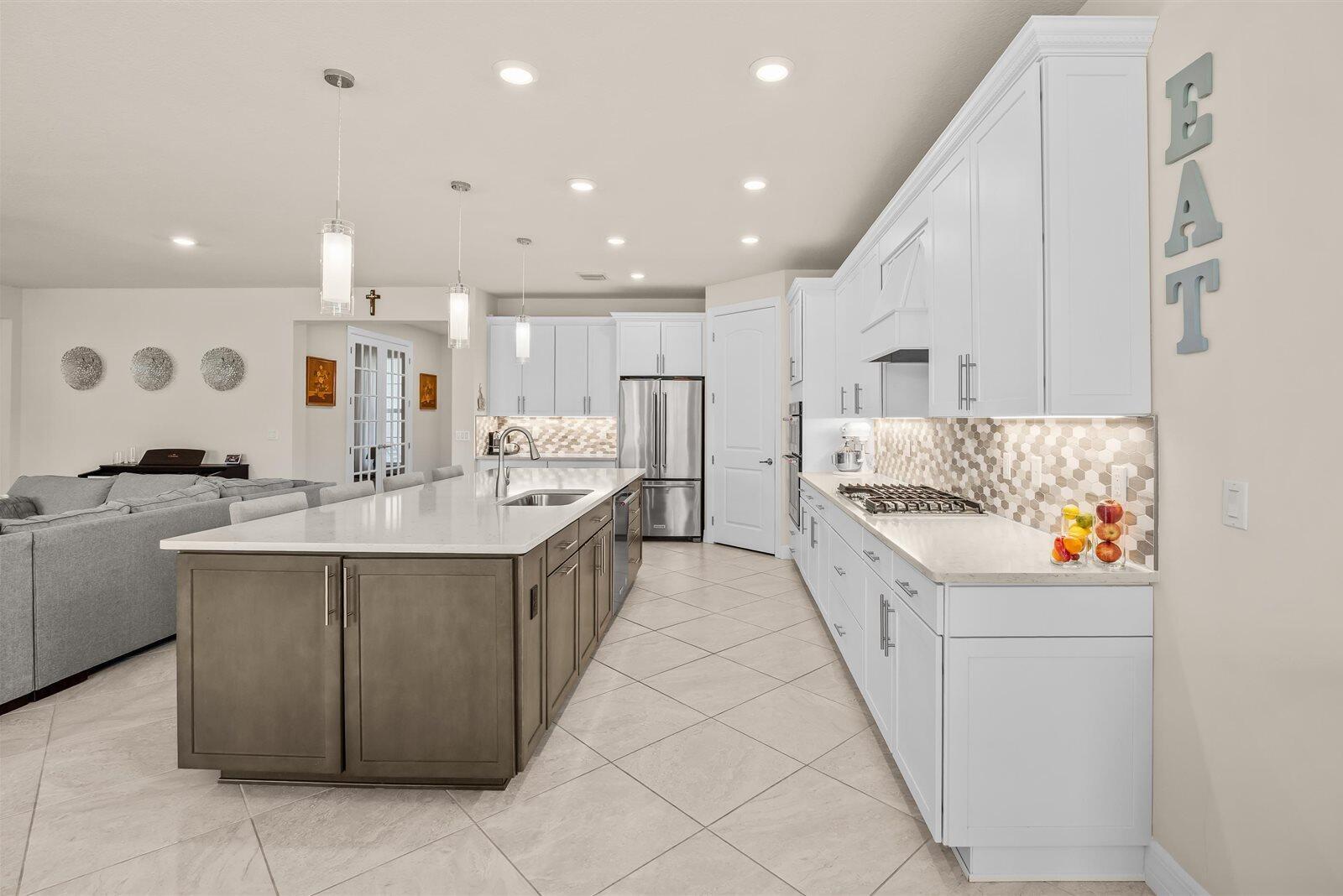 DEL WEBB AT TRADITION - Residential