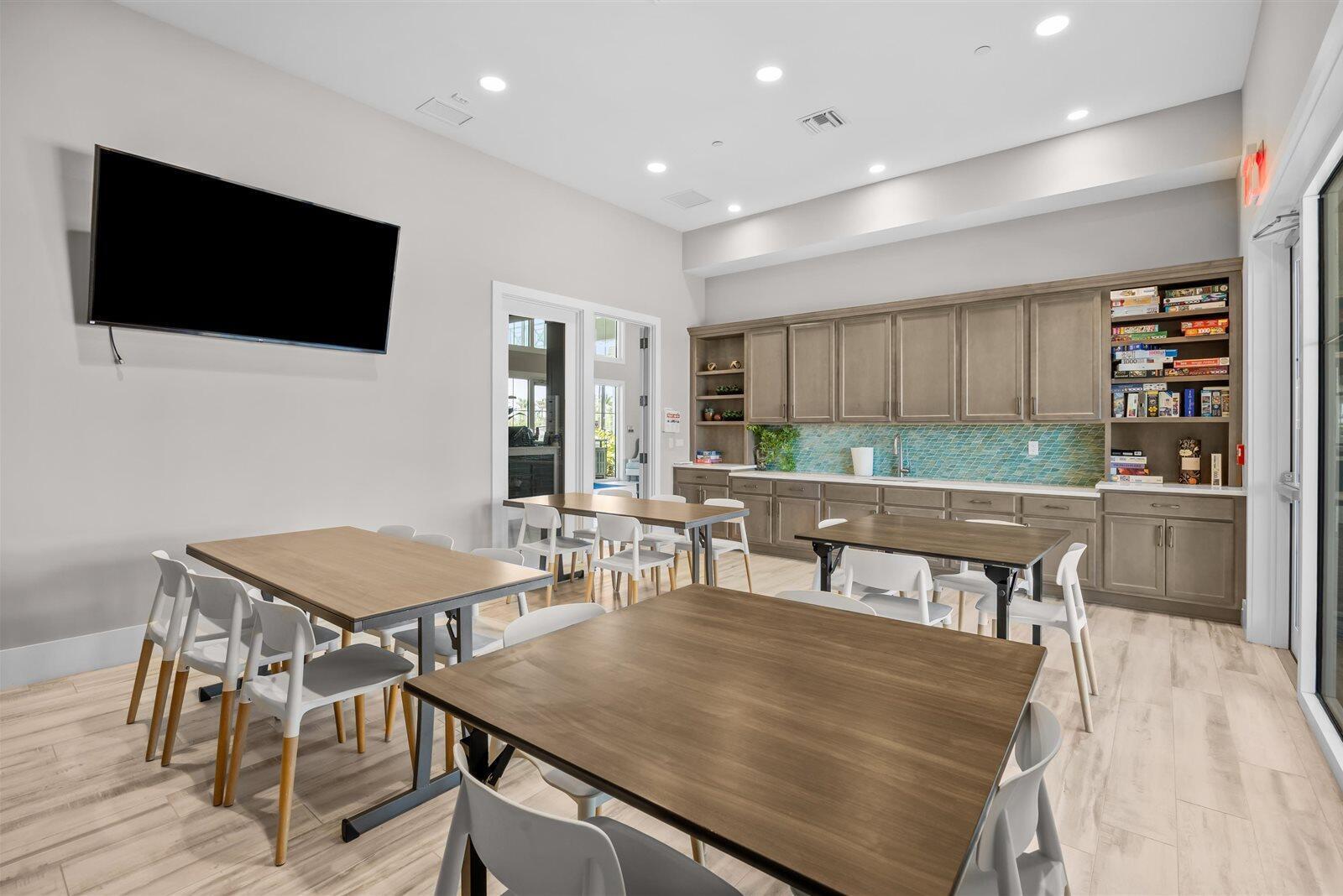 DEL WEBB AT TRADITION - Residential