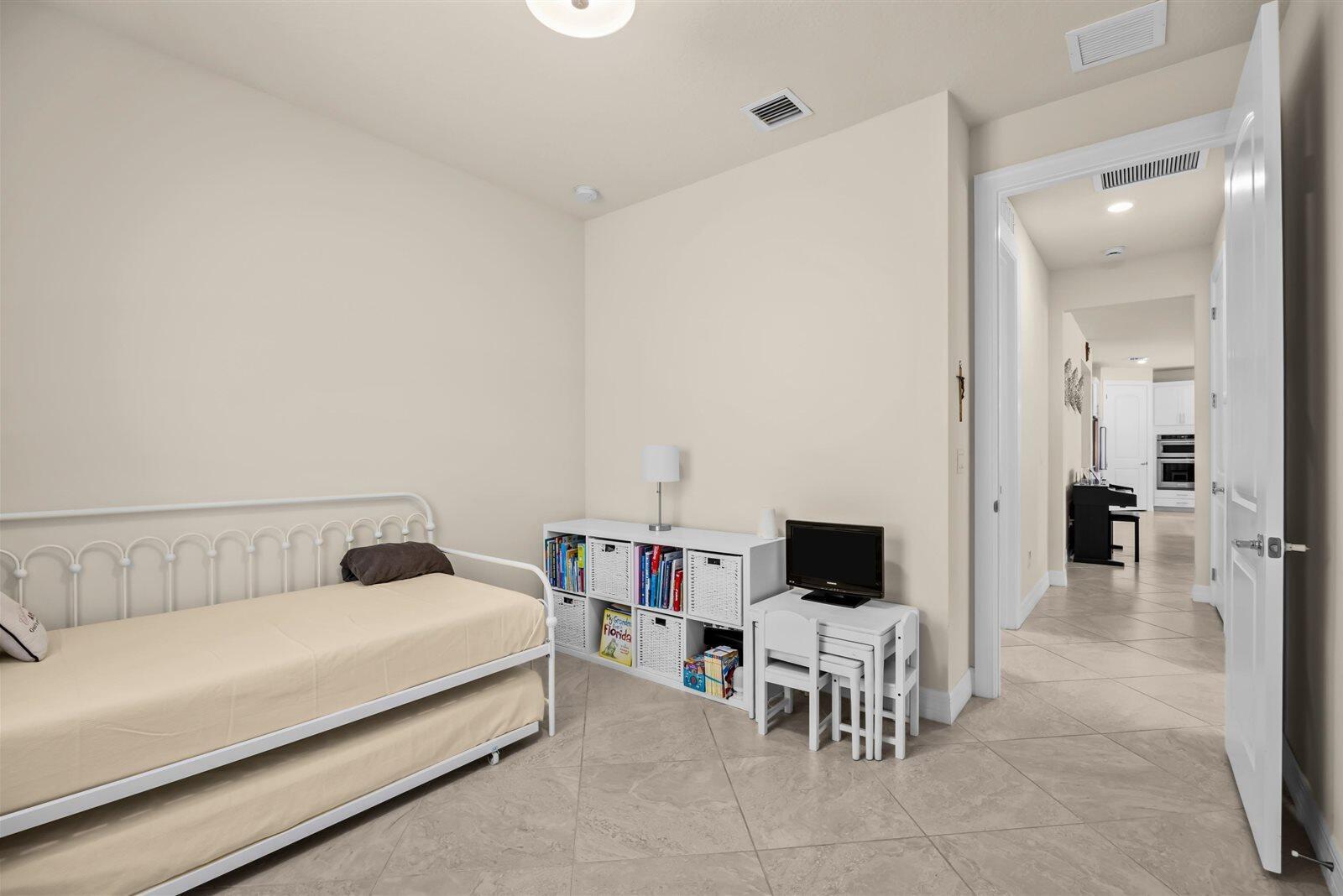 DEL WEBB AT TRADITION - Residential