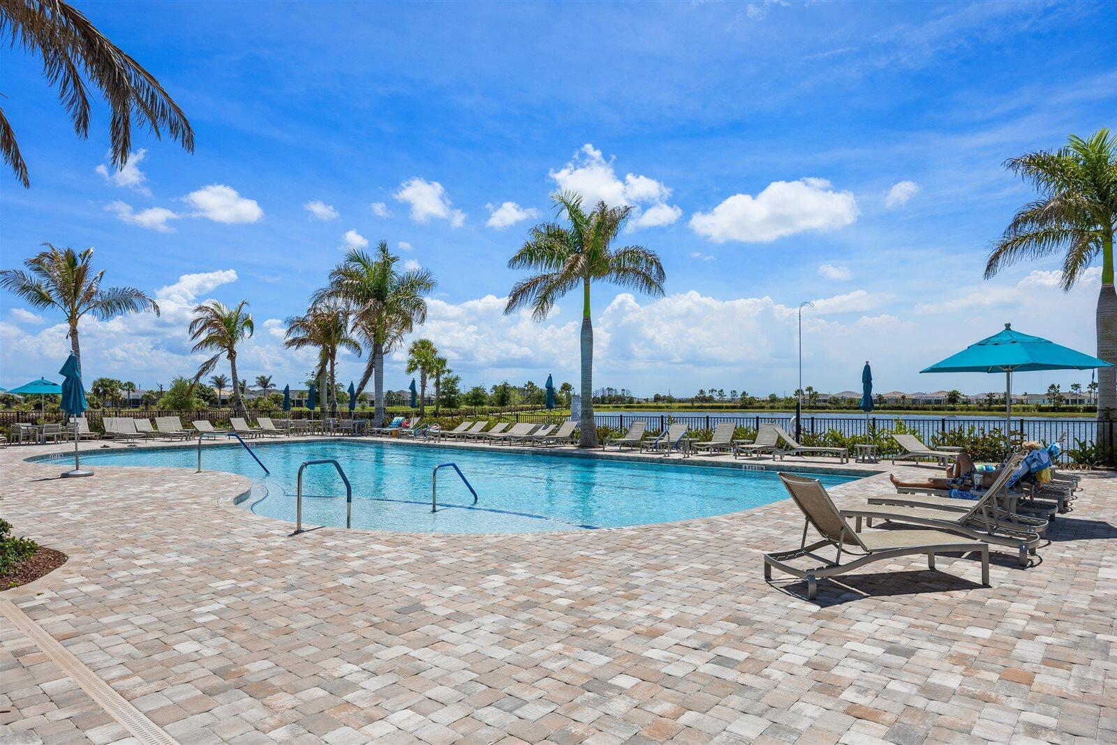 DEL WEBB AT TRADITION - Residential