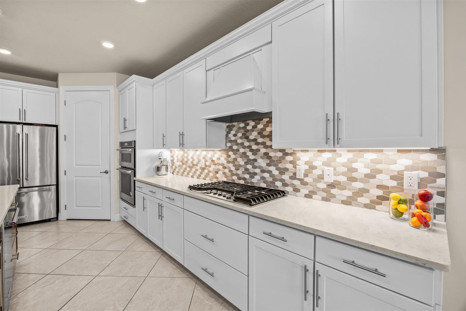 DEL WEBB AT TRADITION - Residential