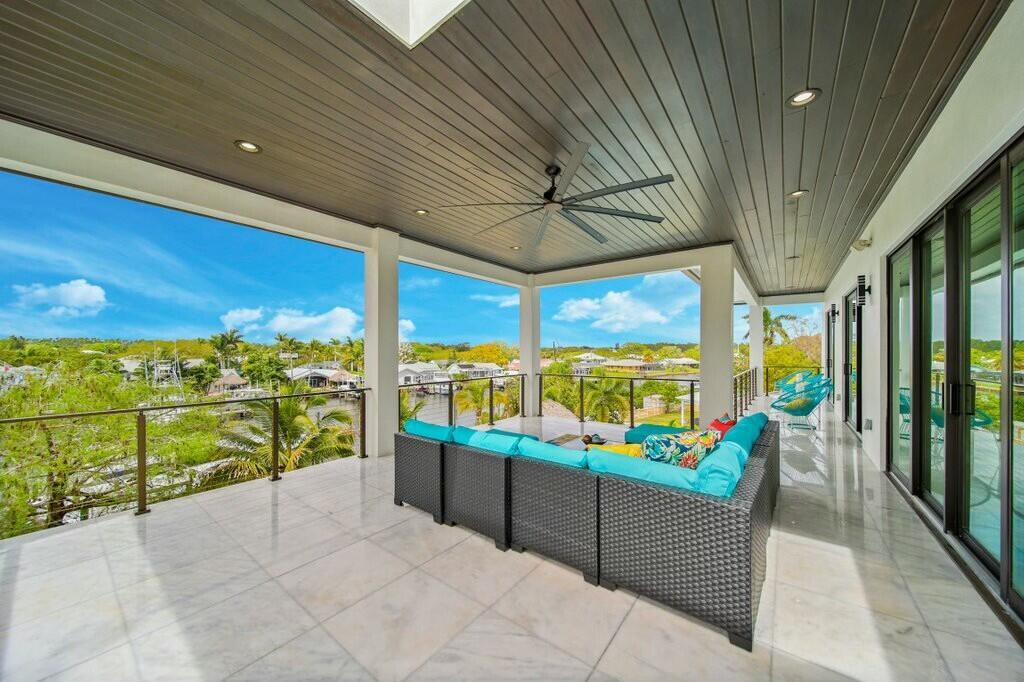 HIDEAWAY ISLES - Residential