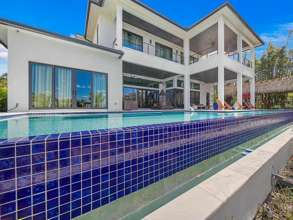 HIDEAWAY ISLES - Residential