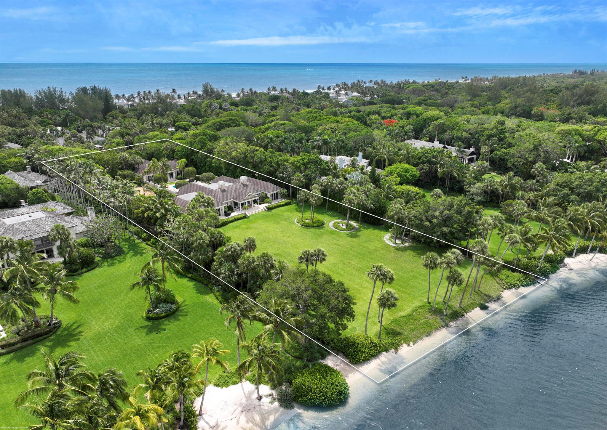 ISLAND BEACH - Residential