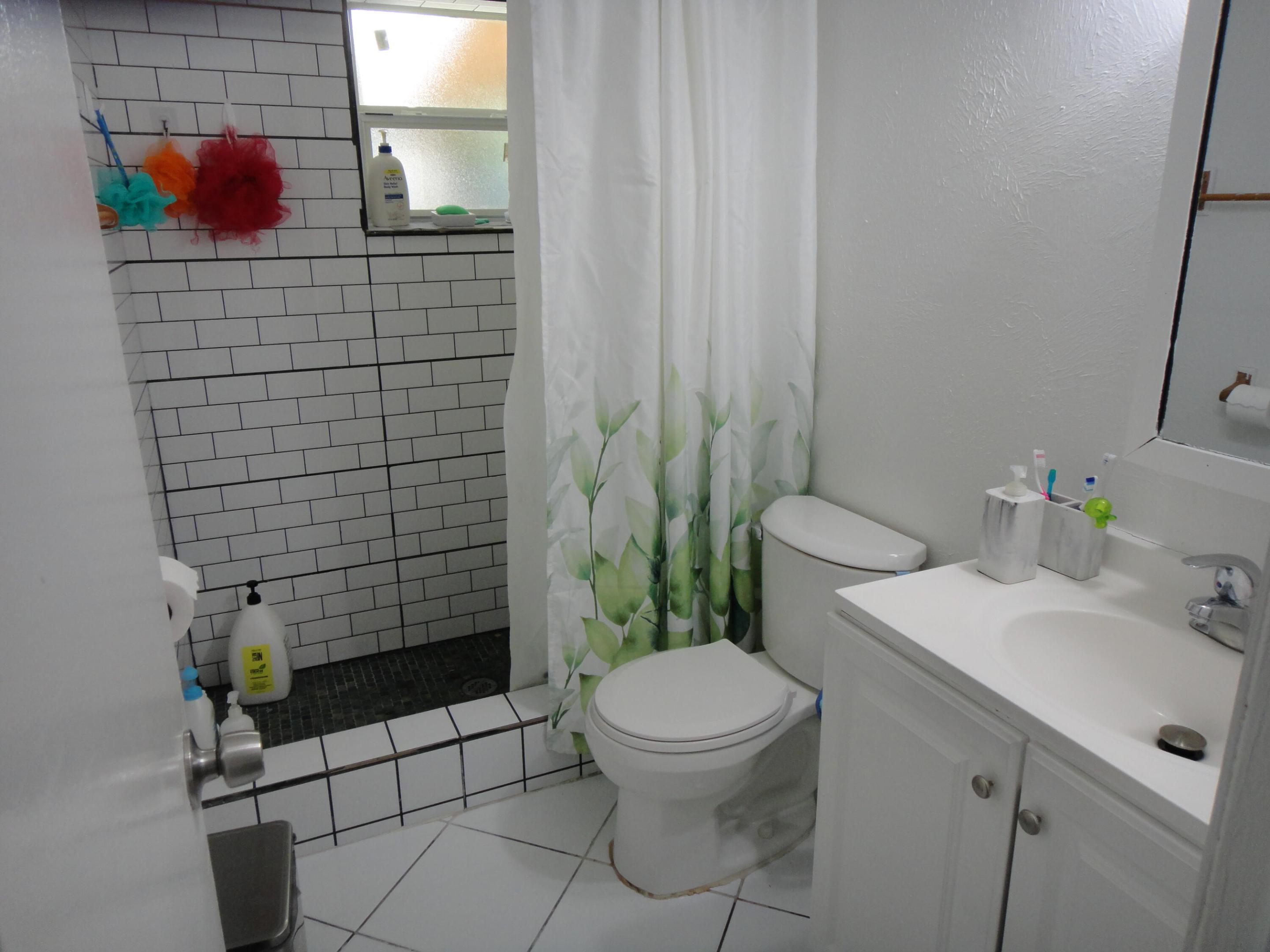 VILLAS OF PALM BEACH 2 - Residential