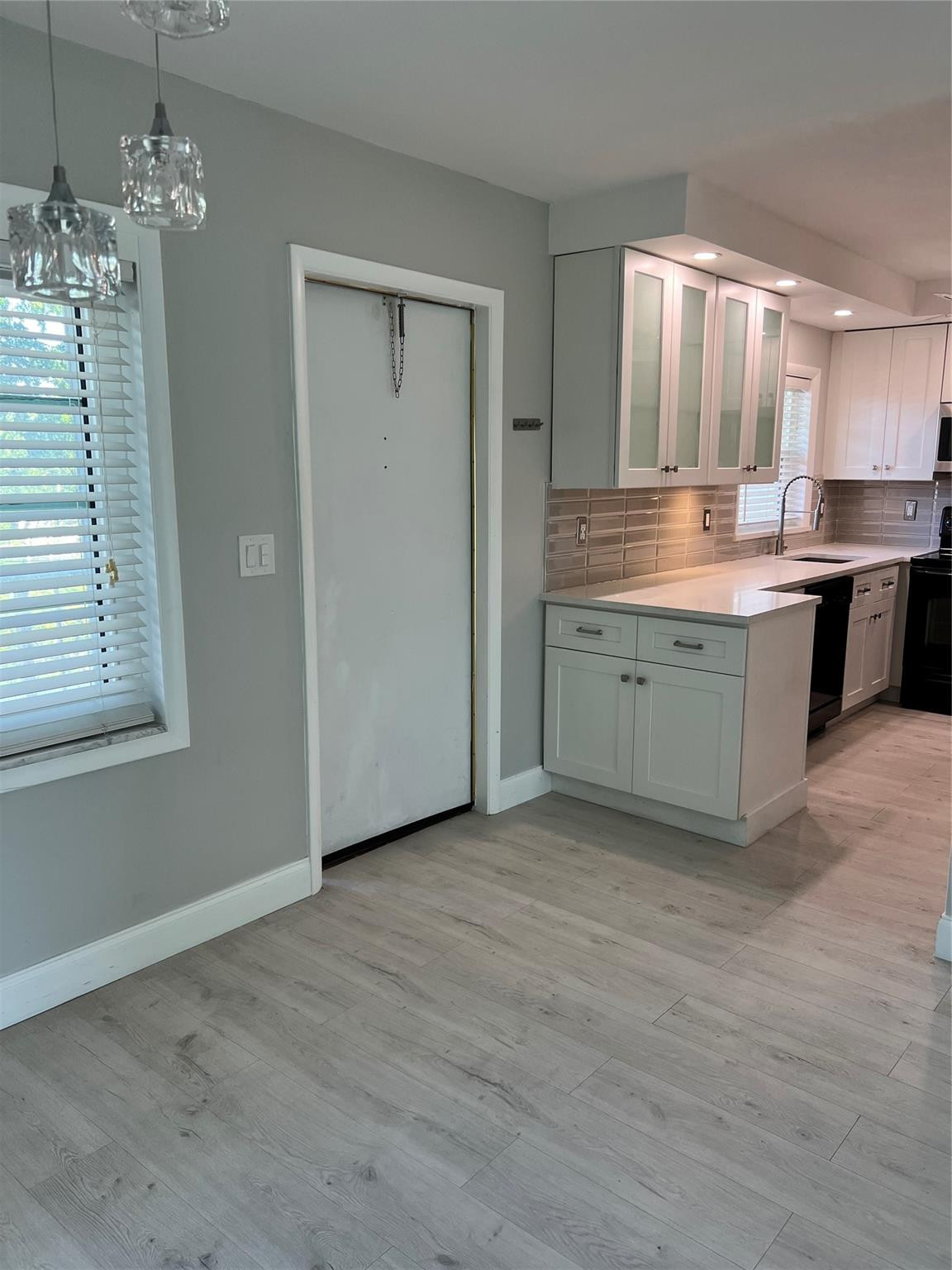 GABLE ARMS CONDO - Residential Lease