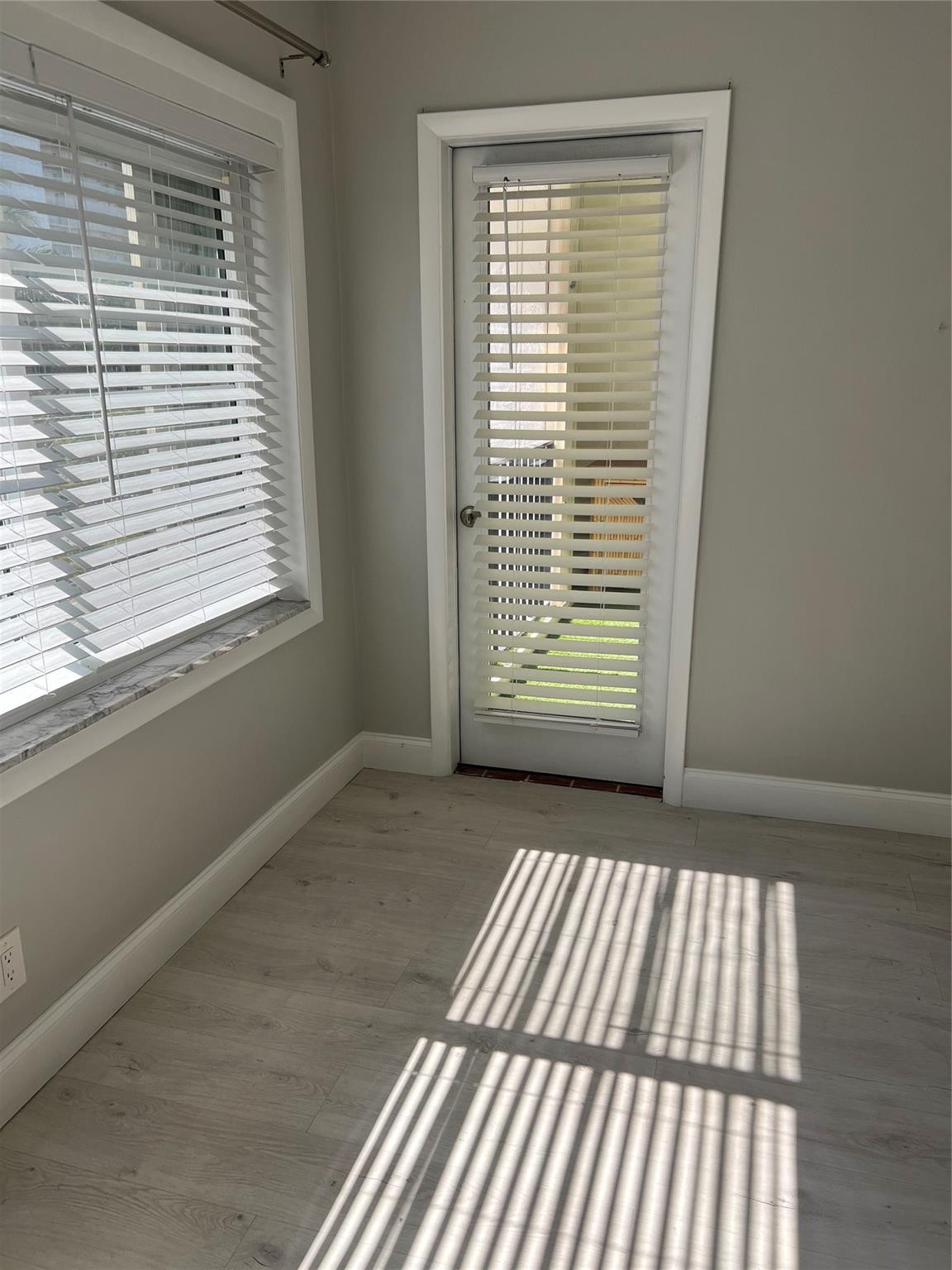 GABLE ARMS CONDO - Residential Lease