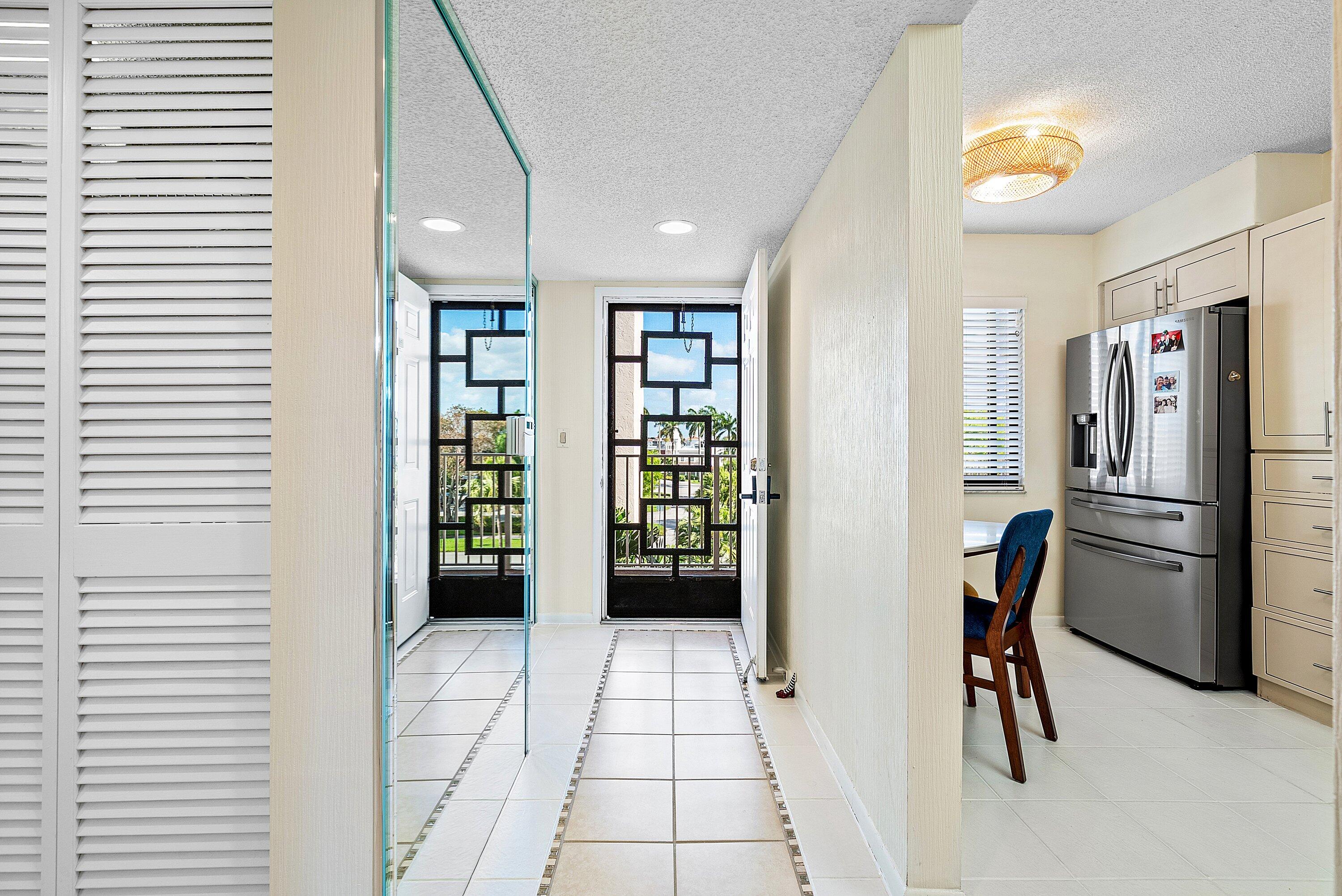 6065 POINTE REGAL Circle 405