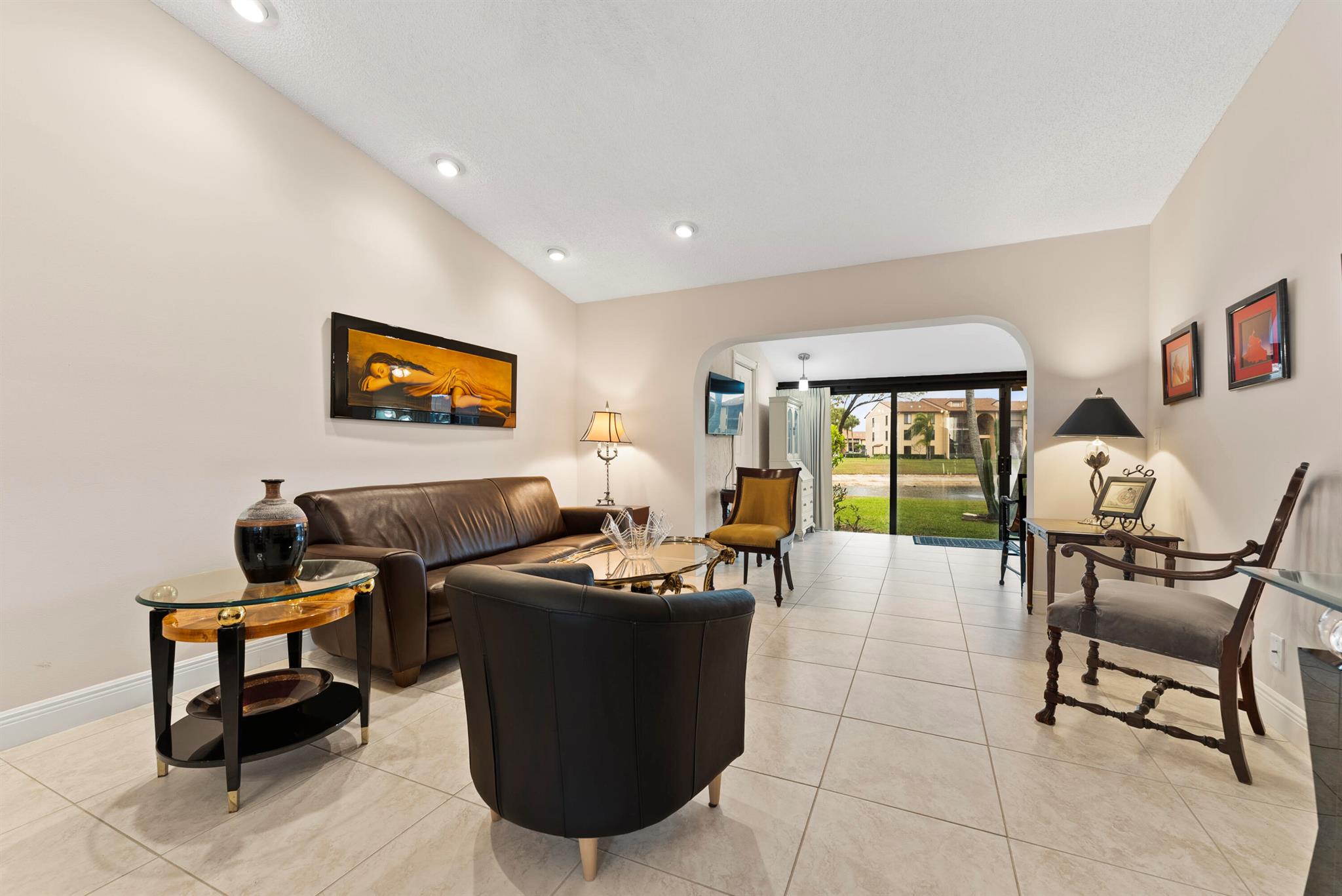 Properties 823 Sky Pine Way D