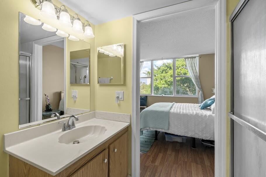 Villages of Oriole Bonaire - Residential