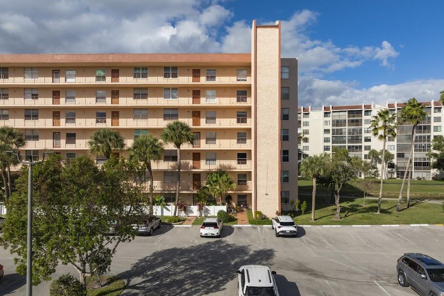 Villages of Oriole Bonaire - Residential