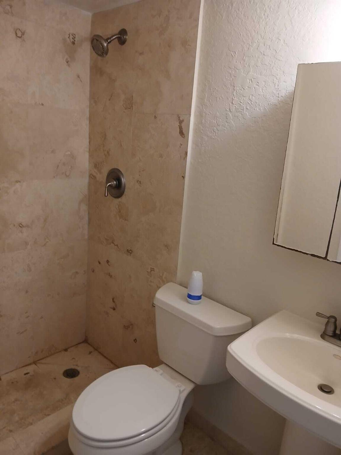 FOUNTAINS OF TAMARAC COND - Residential