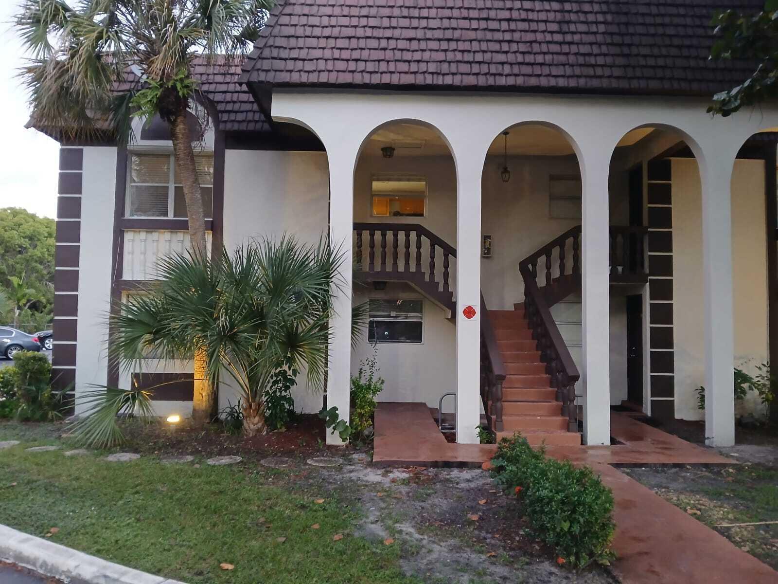 FOUNTAINS OF TAMARAC COND - Residential