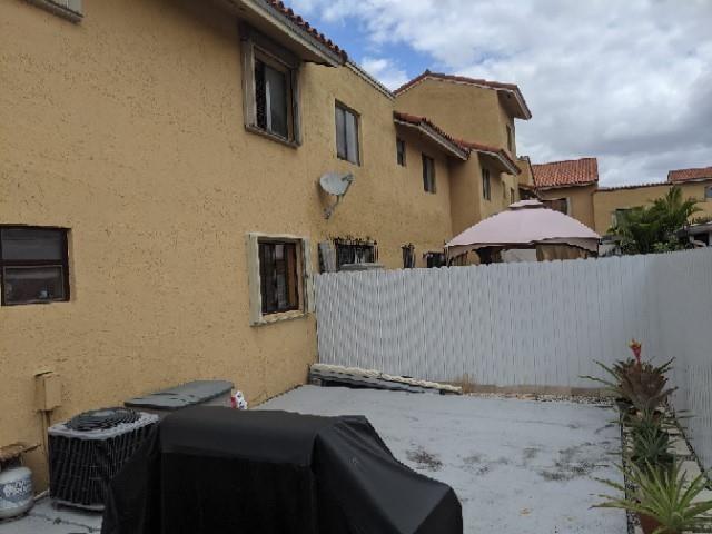 Residencial El Prado Cond - Residential Lease