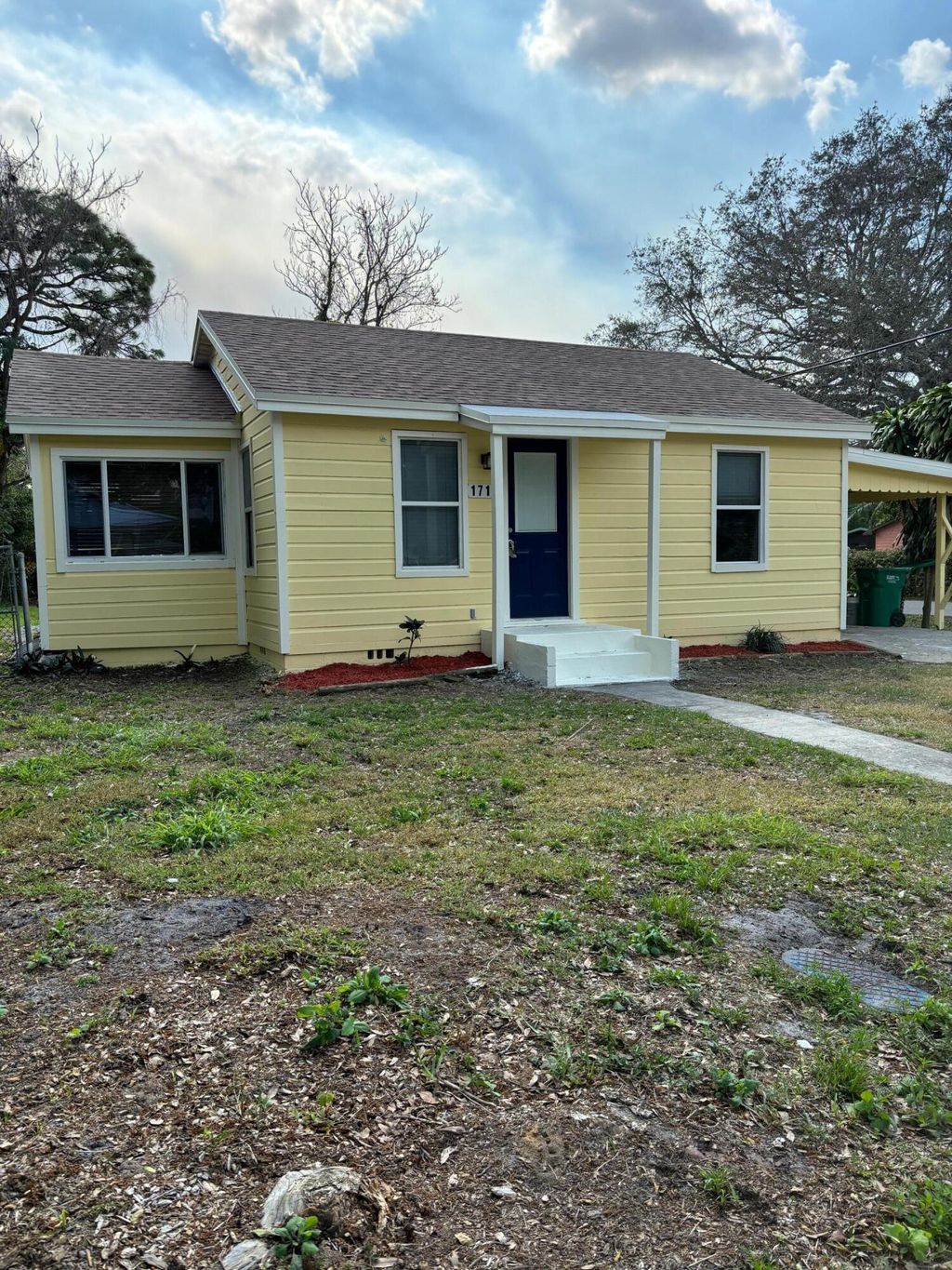 Photo of 1717 Linwood Avenue, Fort Pierce, FL 34982 (MLS # B26011577)