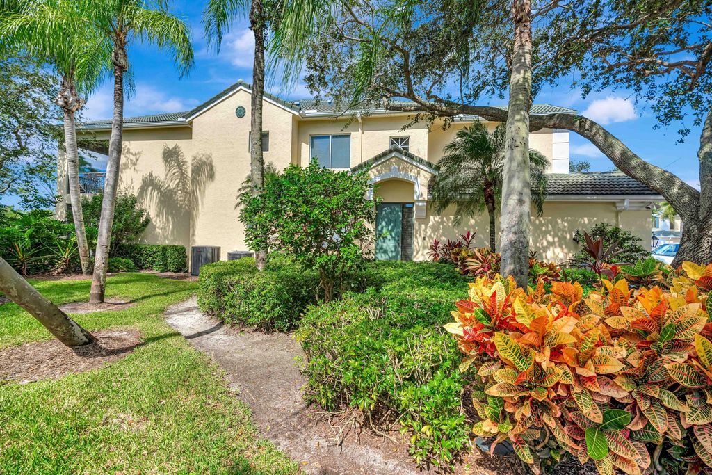Photo of 104 Palm Point Circle #C, Palm Beach Gardens, FL 33418 (MLS # R11133195)