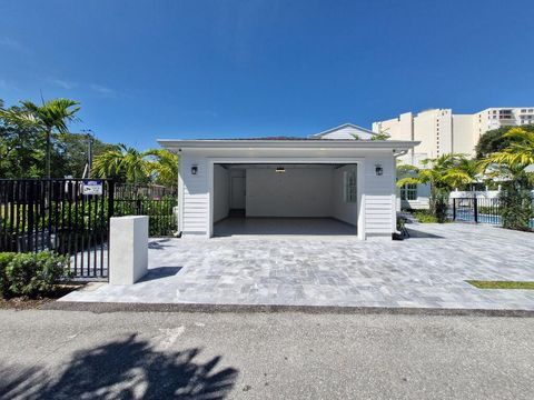 Single Family Residence in West Palm Beach FL 291 Austin Lane 8.jpg