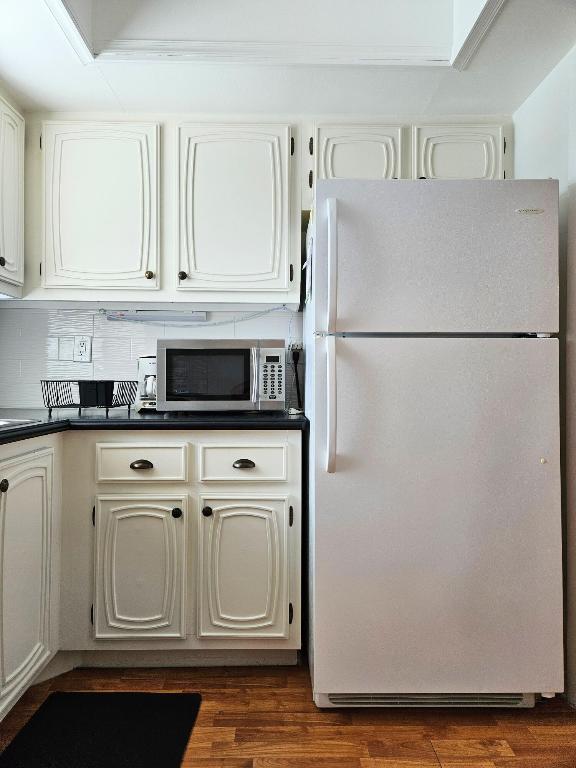 2572 E Emory Drive E I