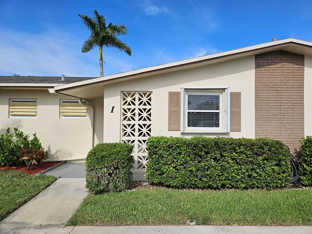 Photo of 2572 E Emory Drive E #I, West Palm Beach, FL 33415 (MLS # R11147506)