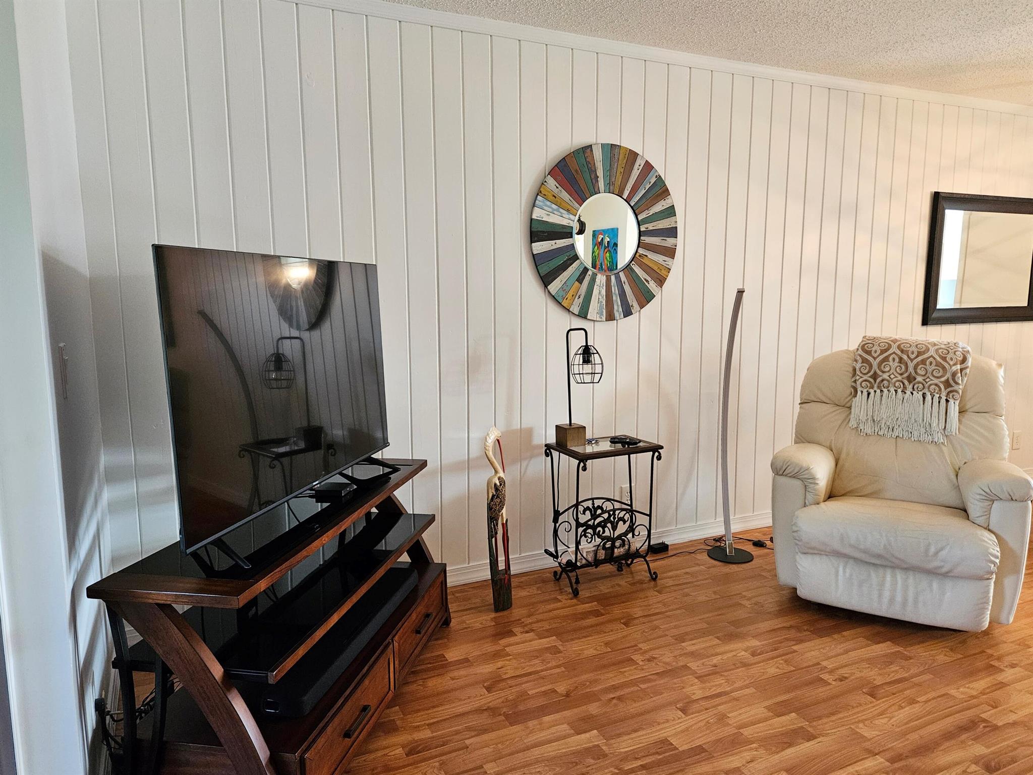 CRESTHAVEN VILLAS CONDO 3 - Residential