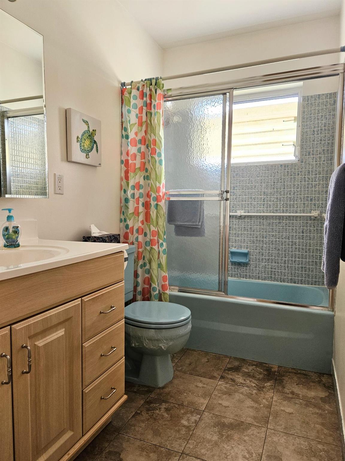 CRESTHAVEN VILLAS CONDO 3 - Residential