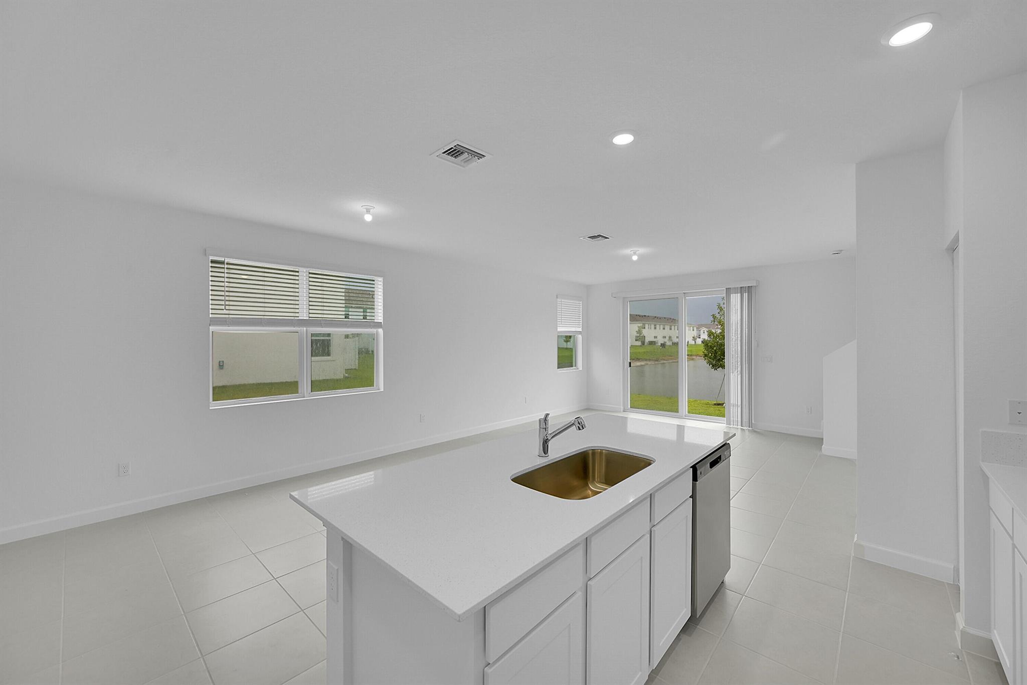 Veranda Landing - Residential Lease
