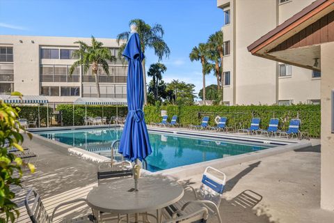 A home in Lake Worth