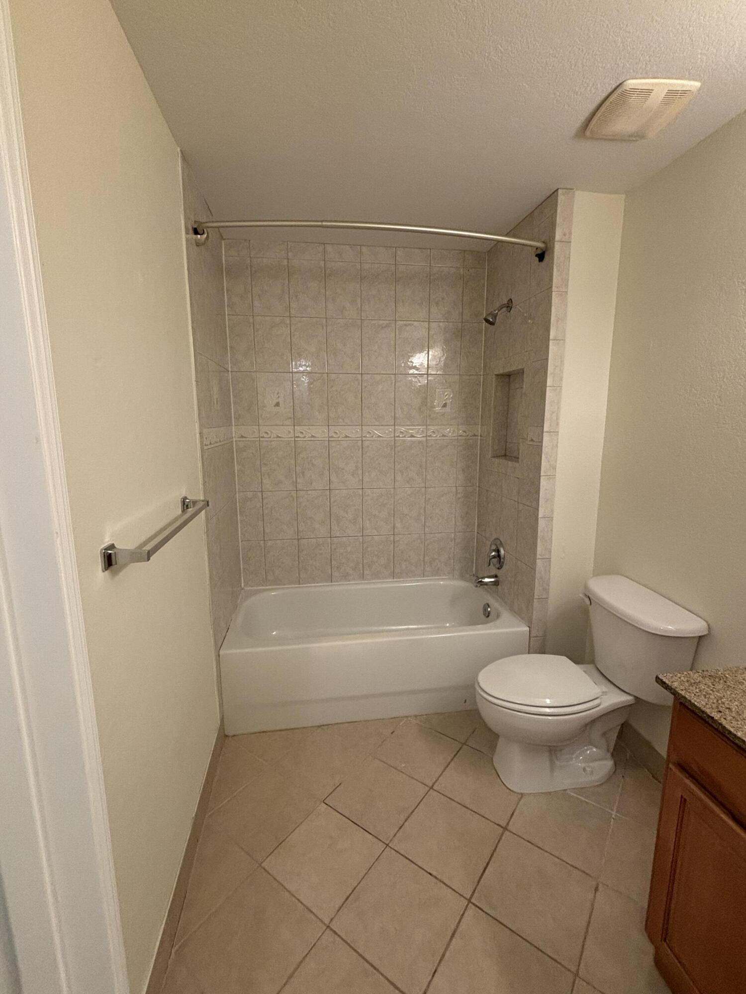 HAMPTON HOMES - Residential Lease