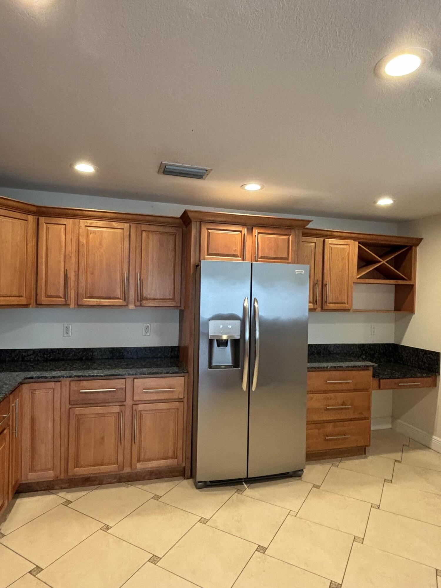 HAMPTON HOMES - Residential Lease