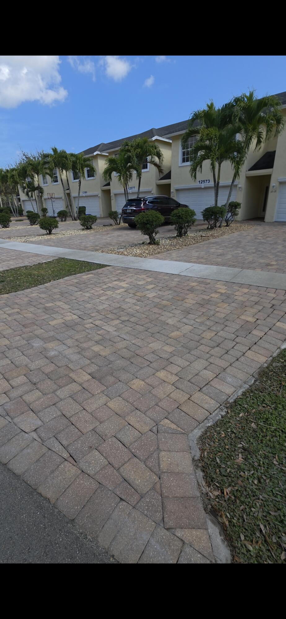 HAMPTON HOMES - Residential Lease