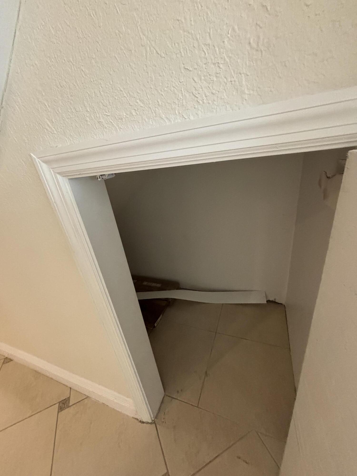 HAMPTON HOMES - Residential Lease