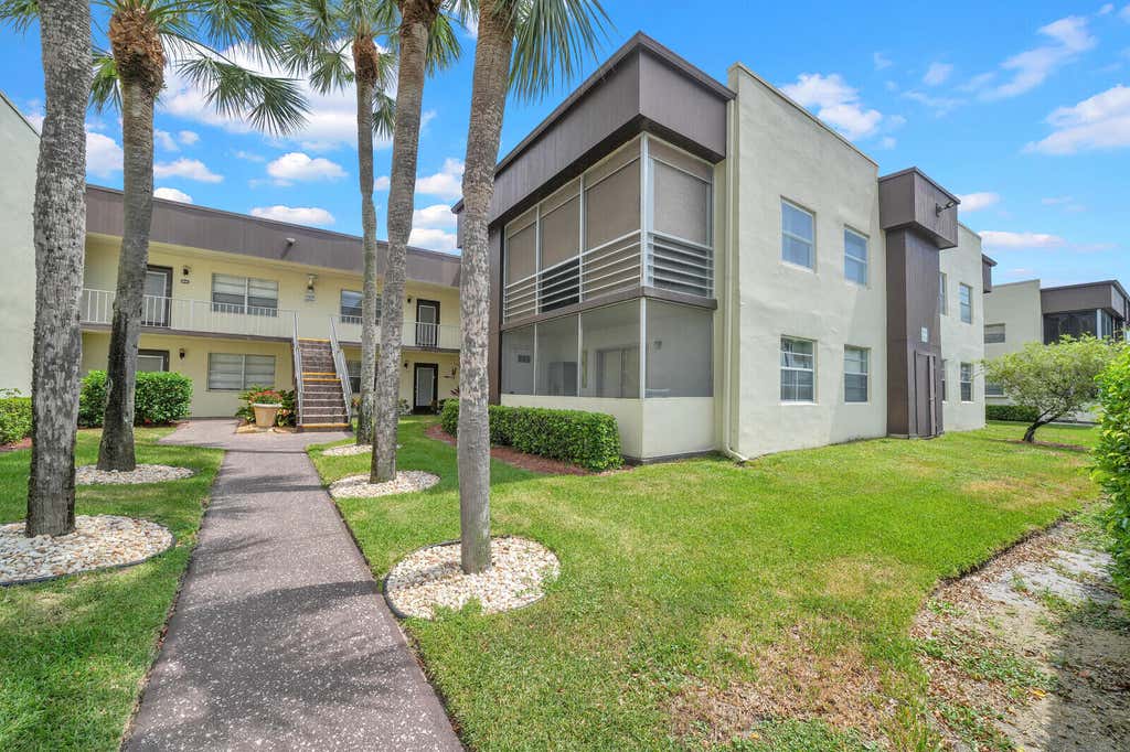 Photo of 742 Normandy P, Delray Beach, FL 33484 (MLS # B26056545)