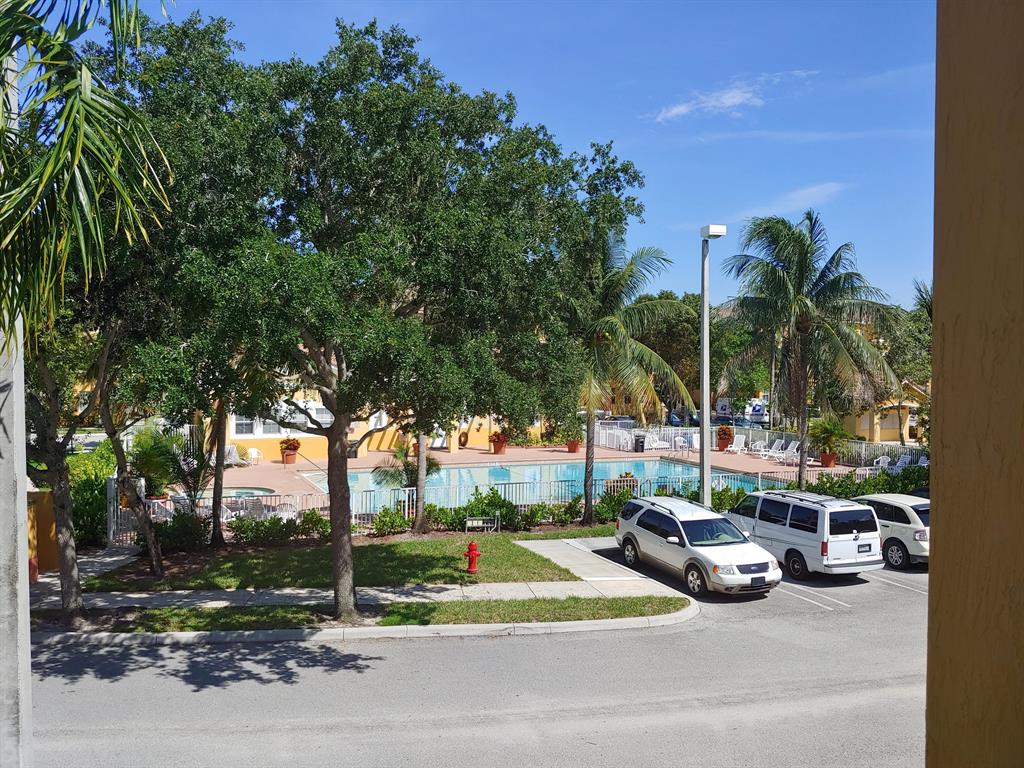 SHOMA VILLAS II AT ROYAL PALM CONDOIU - Residential