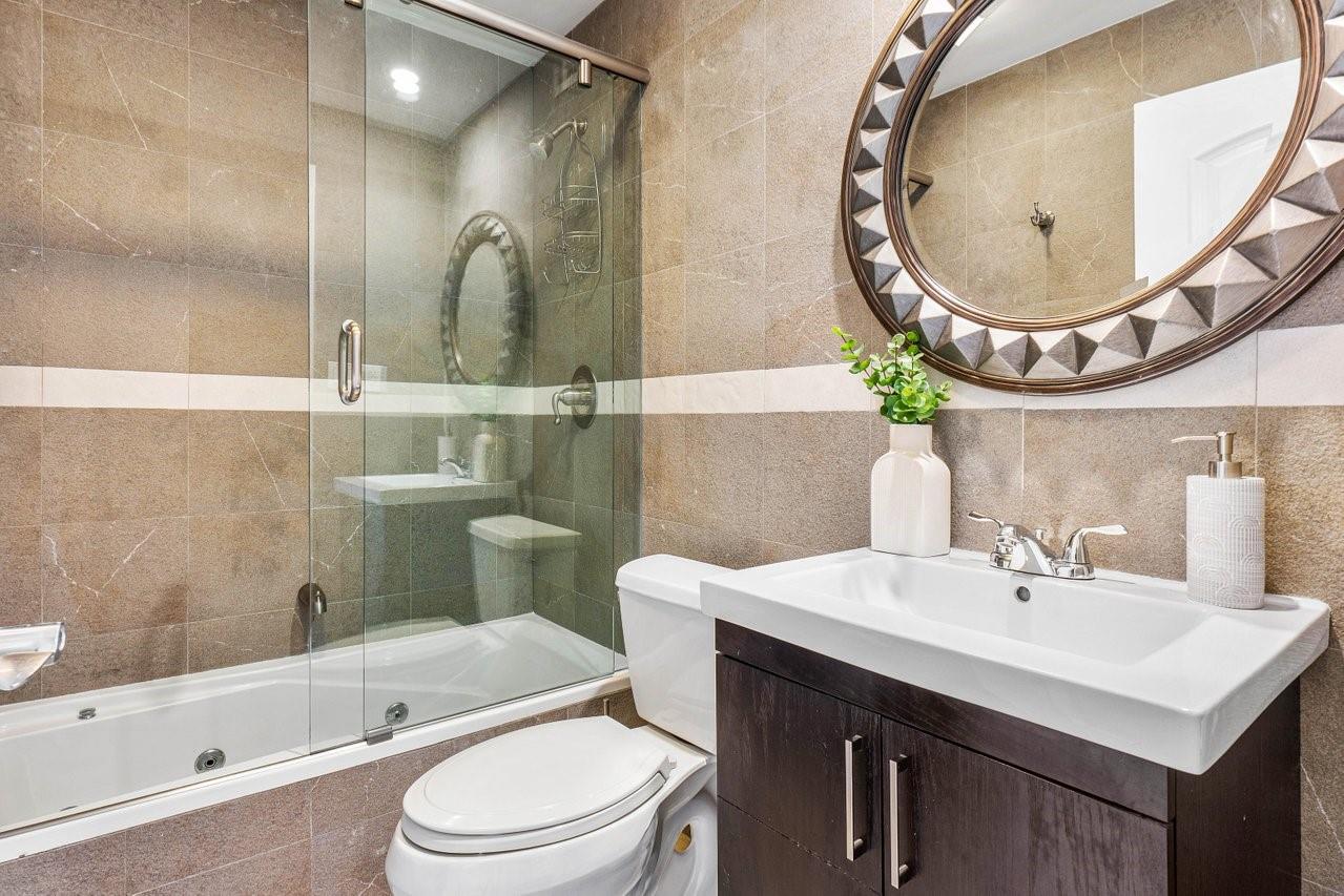 CORAL RIDGE COUNTRY CLUB - Residential