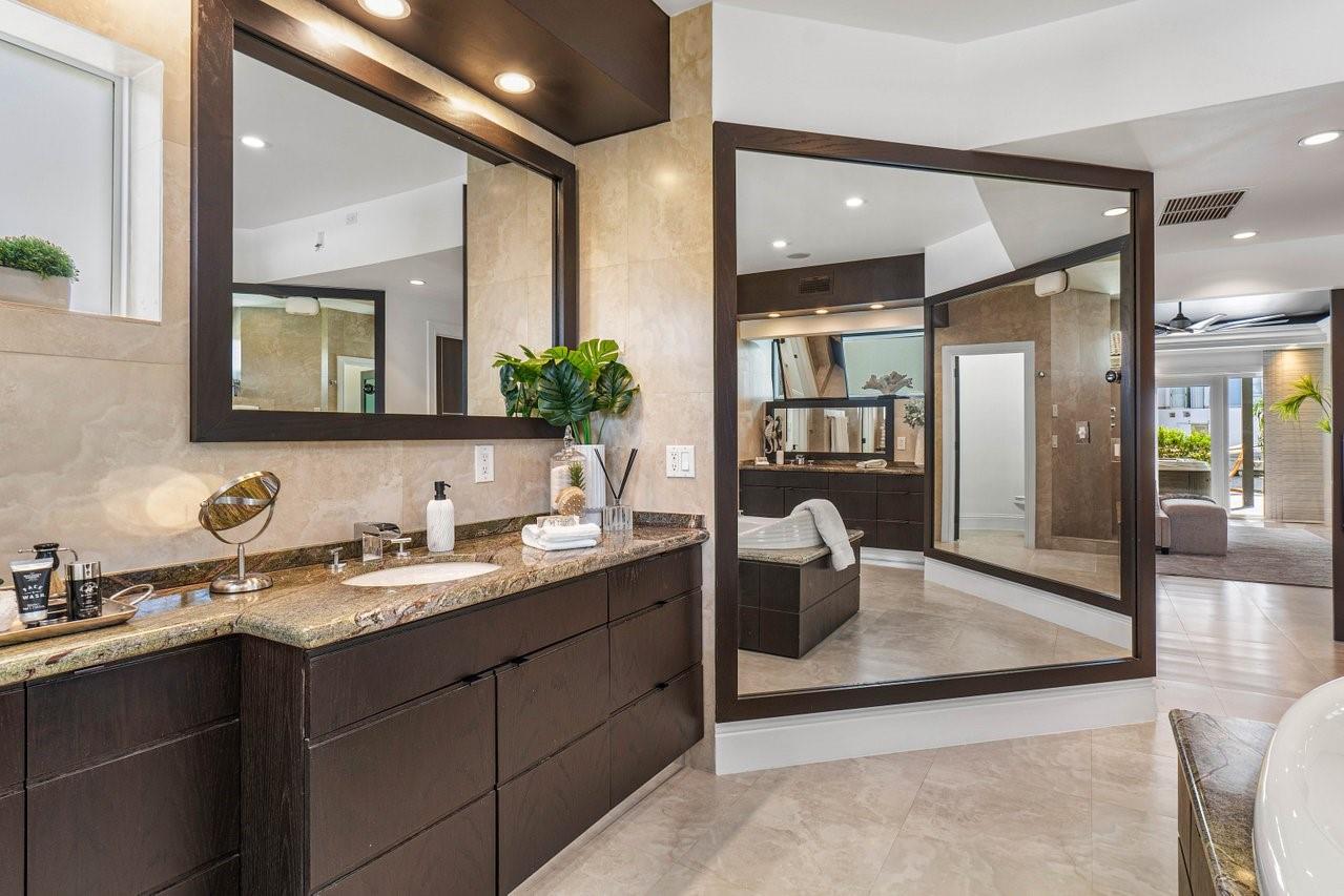 CORAL RIDGE COUNTRY CLUB - Residential