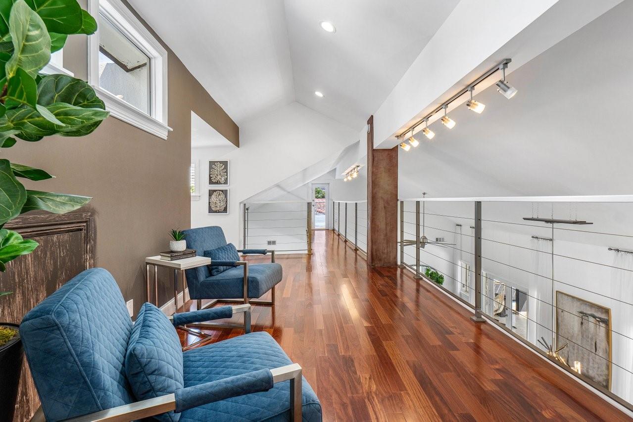 CORAL RIDGE COUNTRY CLUB - Residential