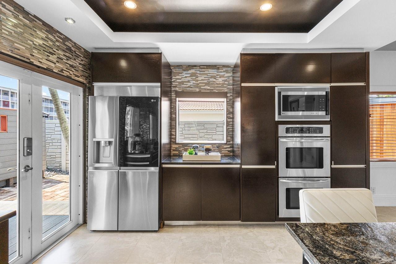 CORAL RIDGE COUNTRY CLUB - Residential