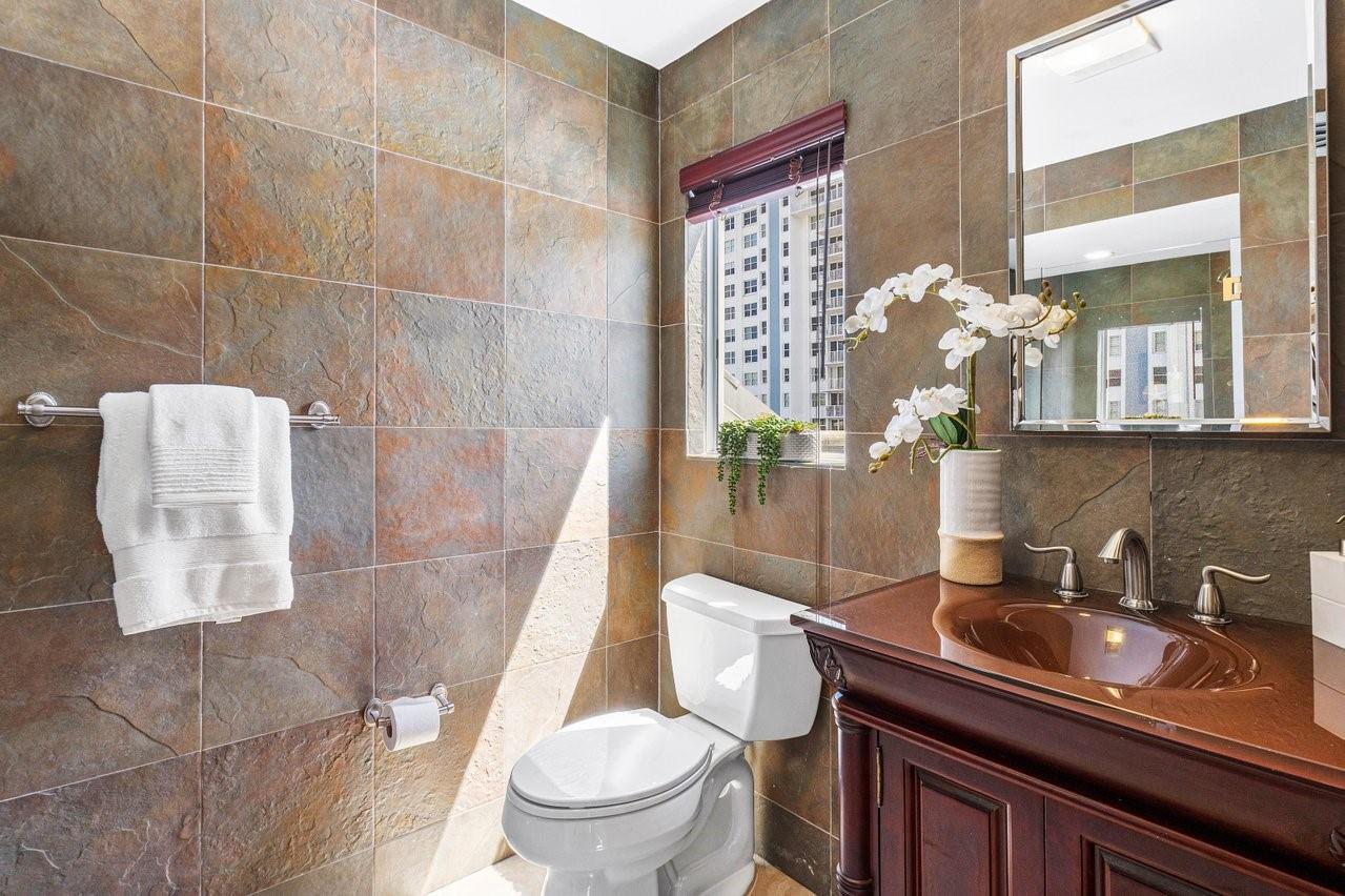 CORAL RIDGE COUNTRY CLUB - Residential