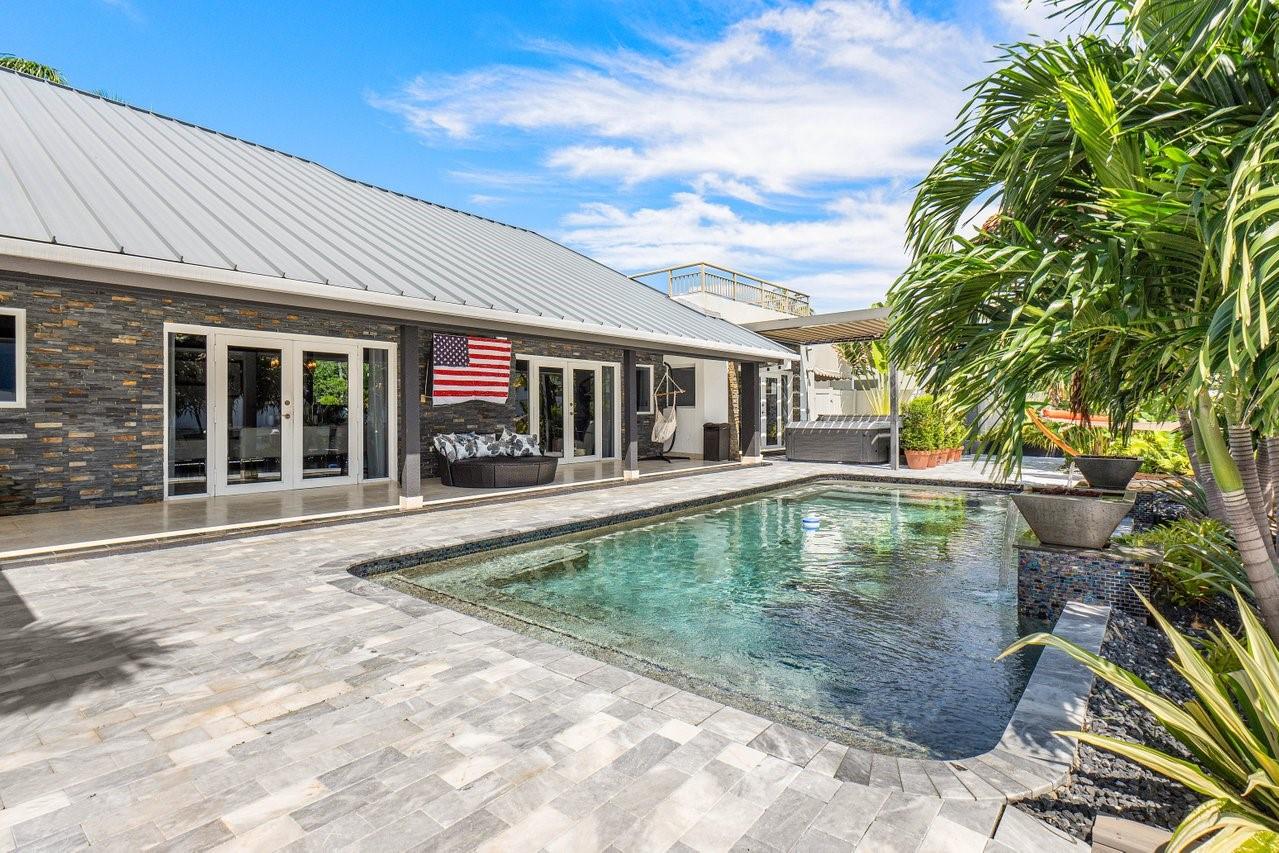 CORAL RIDGE COUNTRY CLUB - Residential