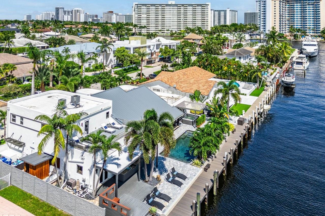 CORAL RIDGE COUNTRY CLUB - Residential