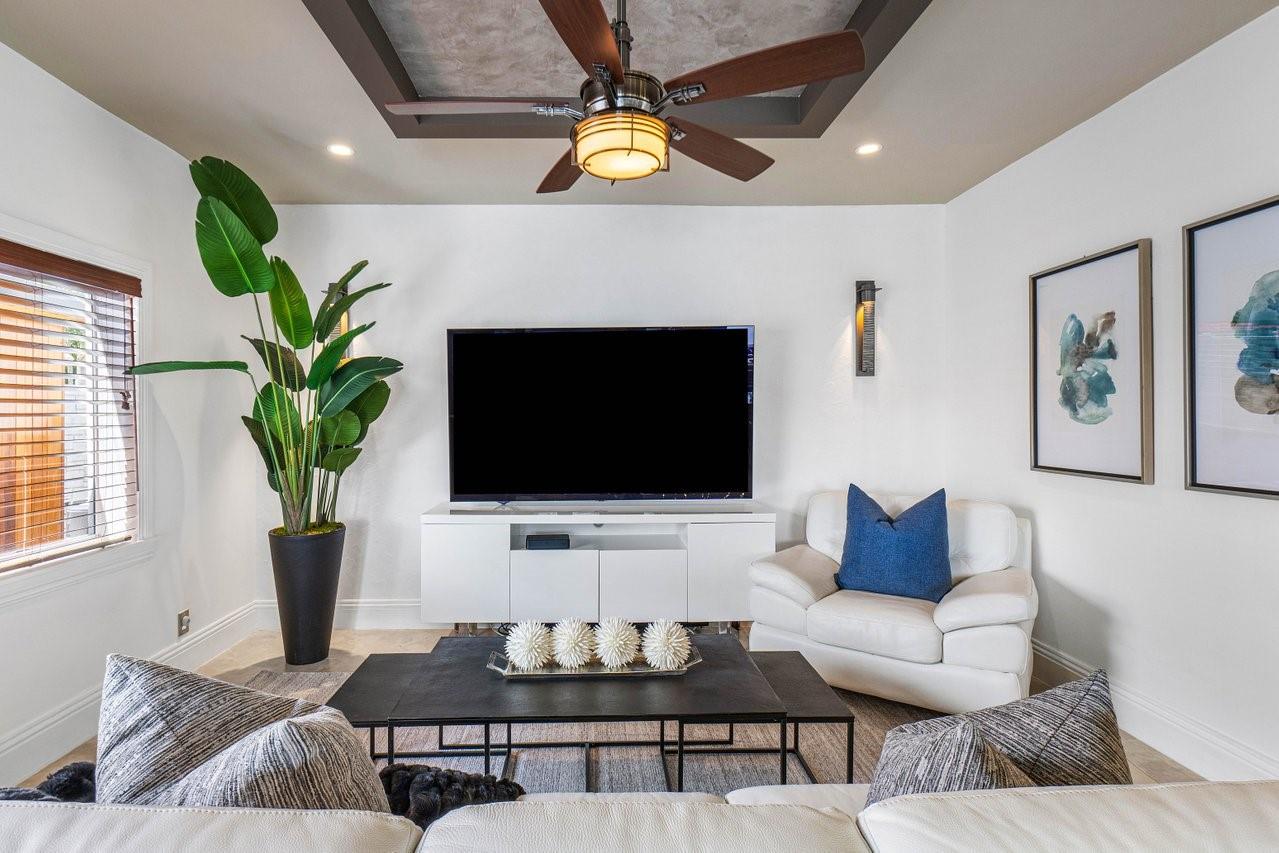 CORAL RIDGE COUNTRY CLUB - Residential