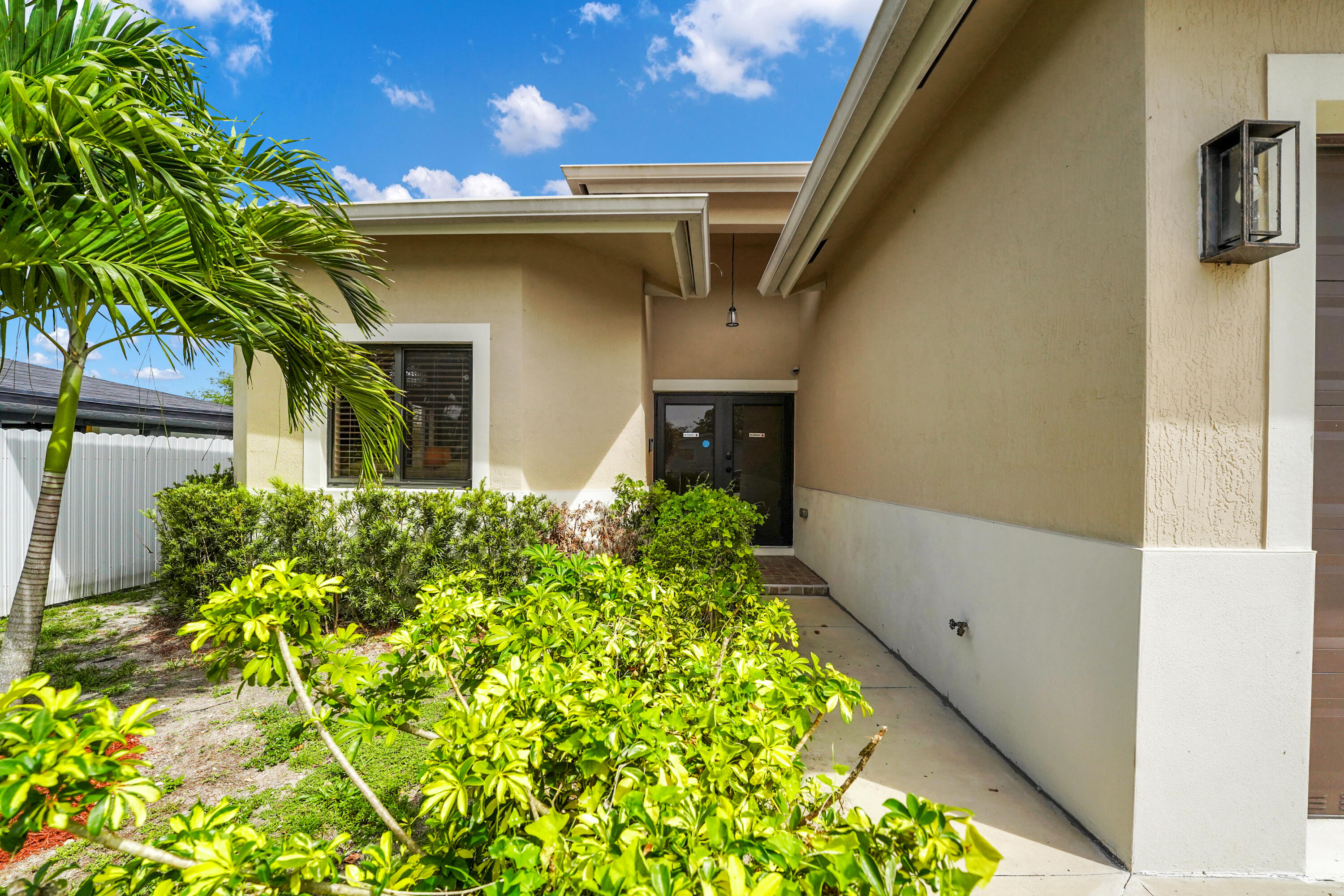 CARVER RANCHES - Residential