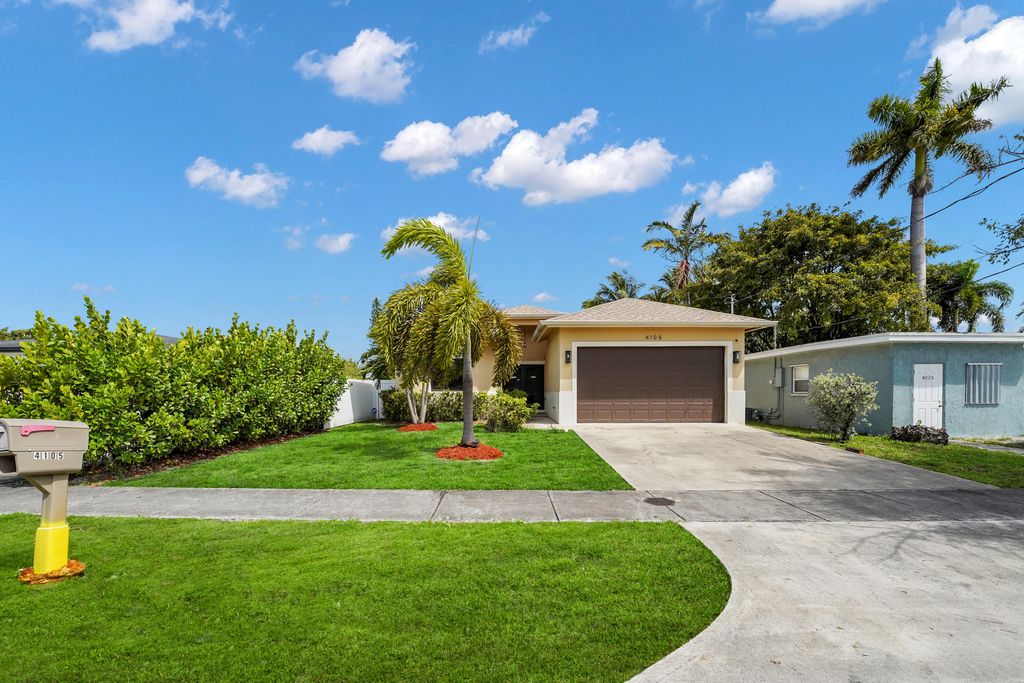 Photo of 4105 SW 23rd Street, West Park, FL 33023 (MLS # B26010914)