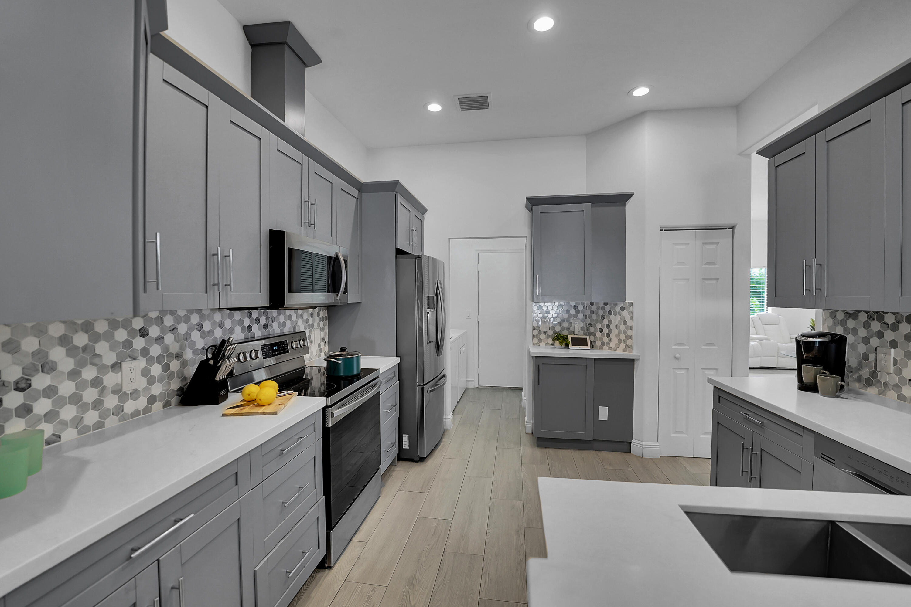 CARVER RANCHES - Residential