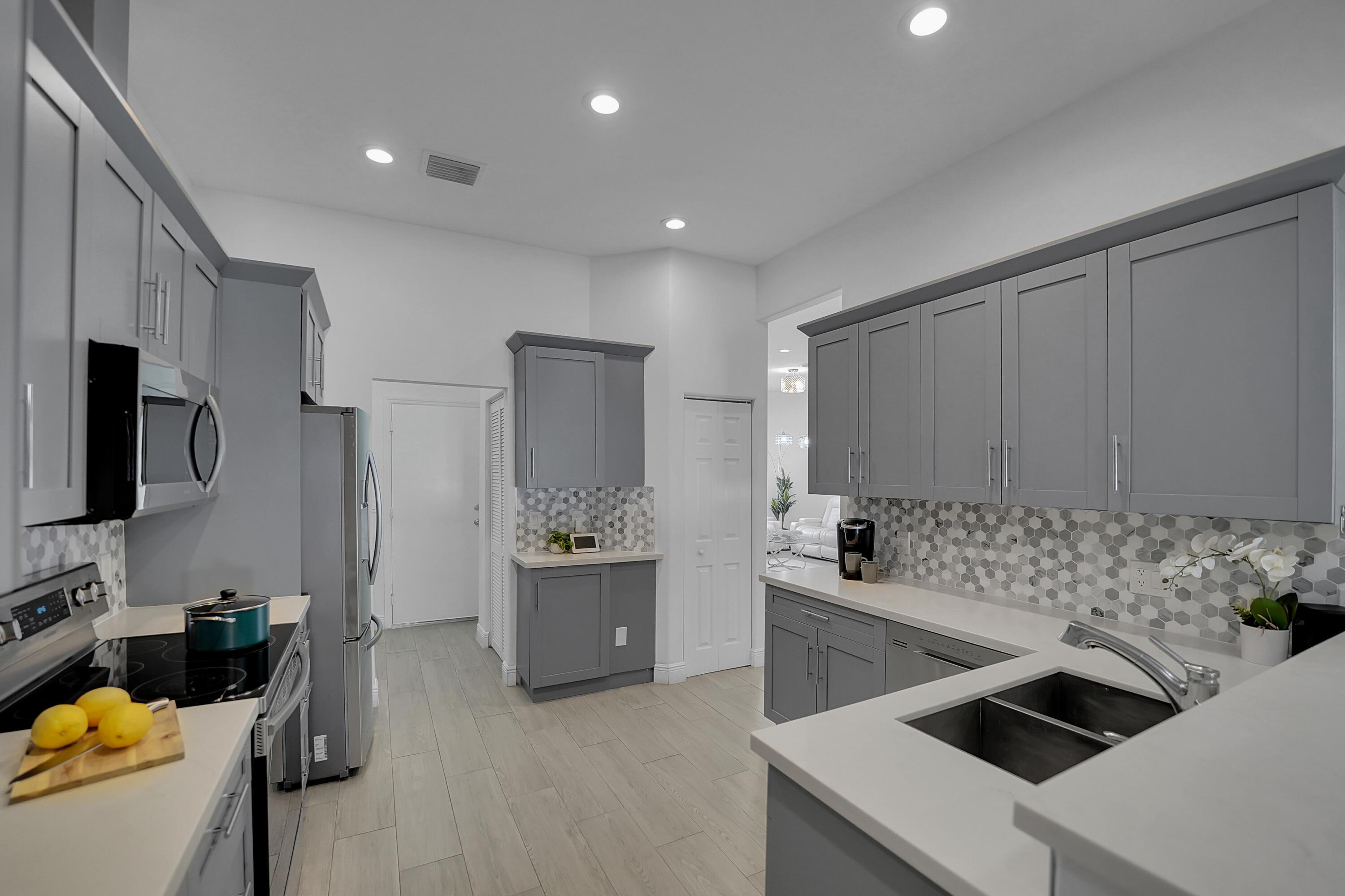 CARVER RANCHES - Residential