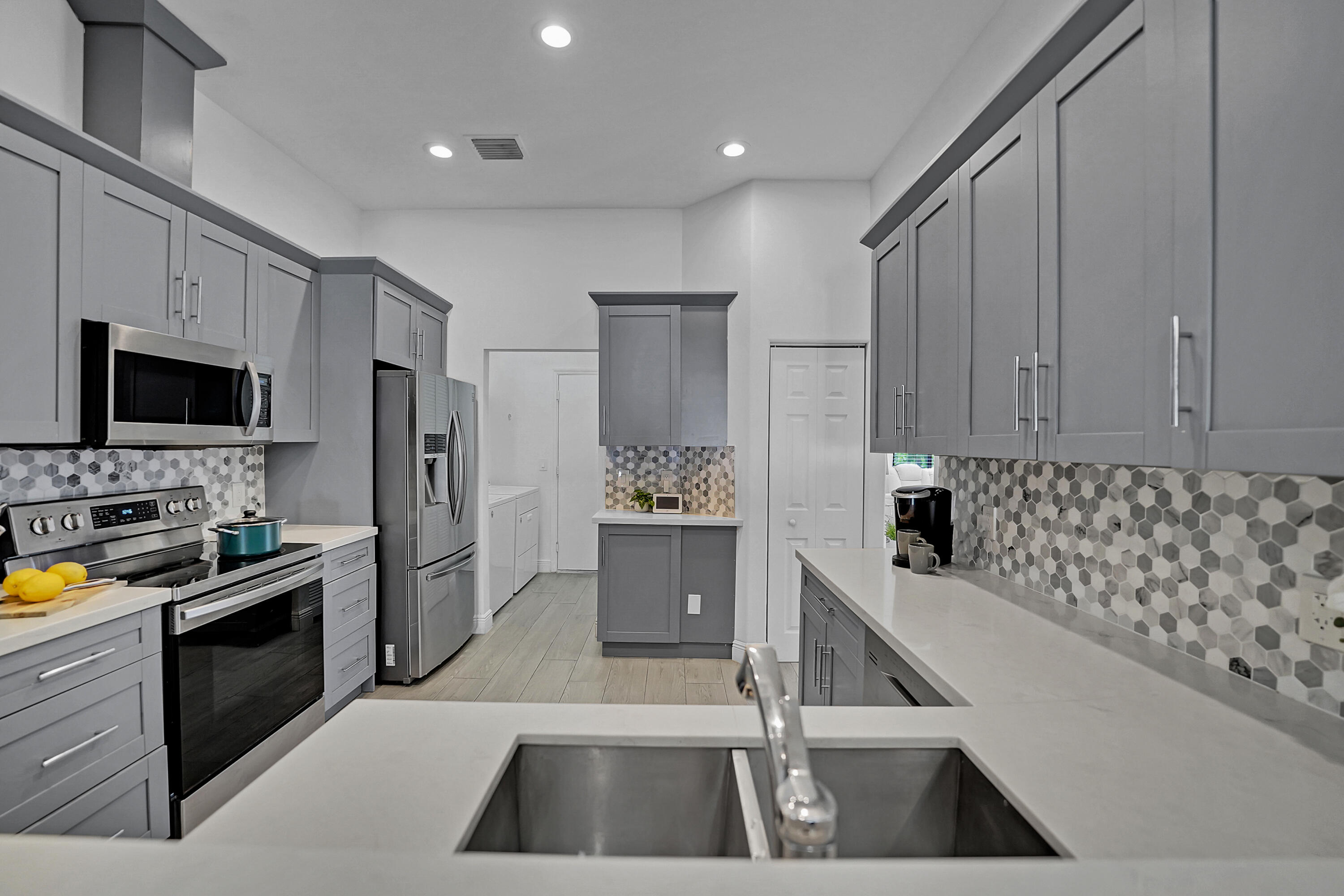 CARVER RANCHES - Residential