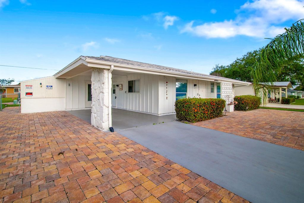 Photo of 155 N Riomar Drive N, Port Saint Lucie, FL 34952 (MLS # R11080304)